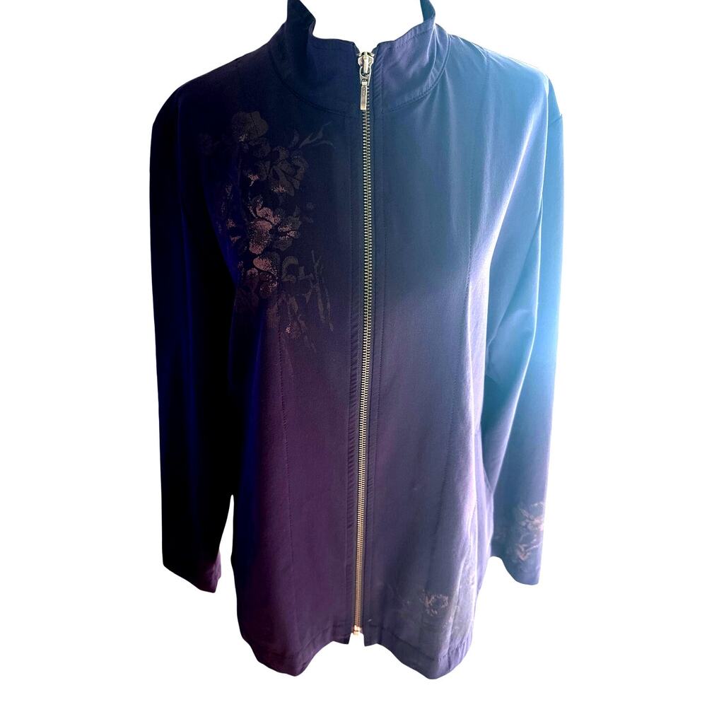 Chico’s Zenergy Floral Zip Jacket Purple Size 1 (Large) Pockets